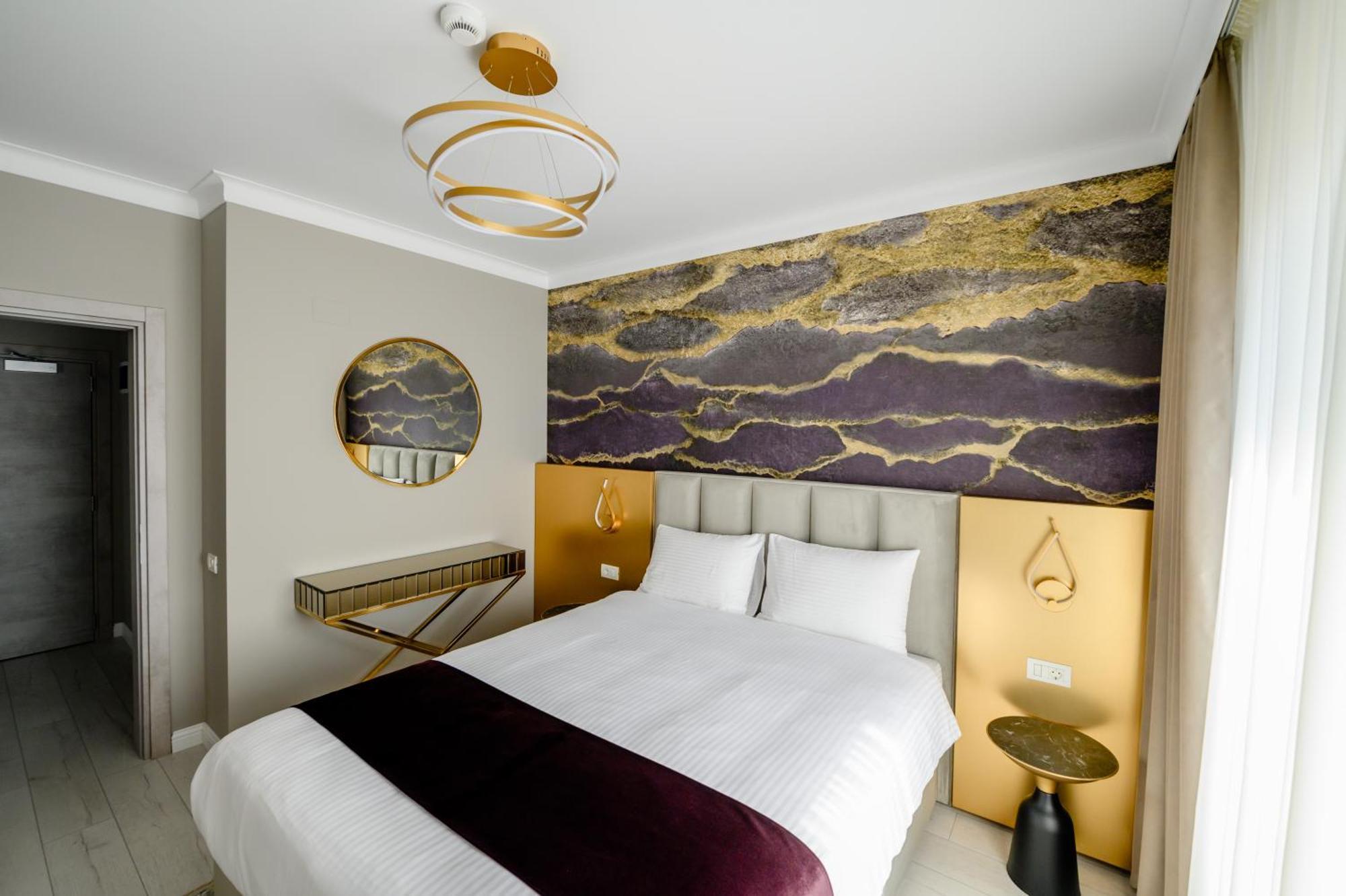 Elitte Inn & Suites Roşu エクステリア 写真
